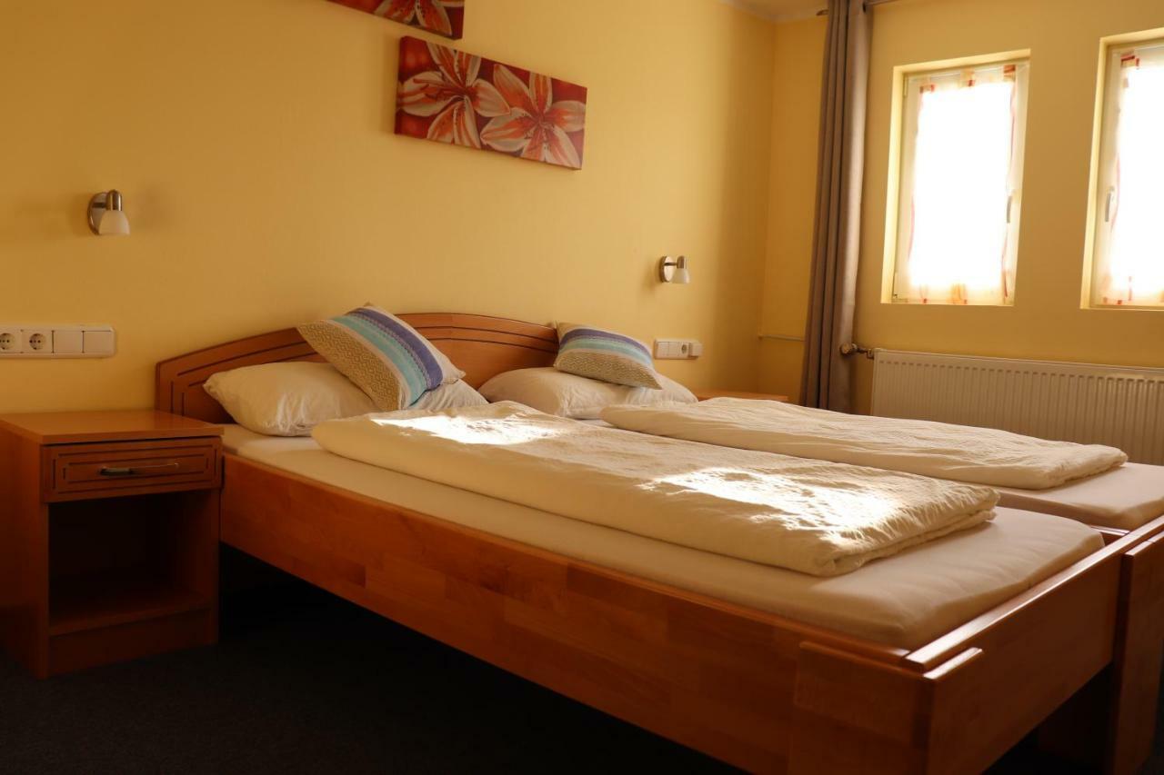 Hotel Zum Waldstein Weißenstadt Eksteriør billede
